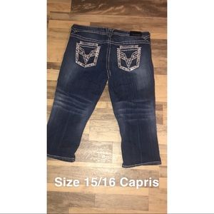 Vigoss Capris Size 15/16